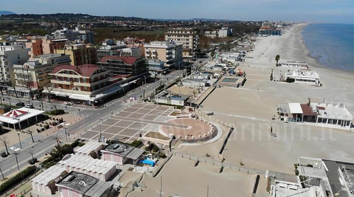 Operazioni di pulizia della spiaggia al via nel riminese: a Misano interessate 80 zone - 