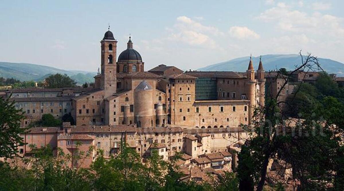 Coronavirus nelle Marche, miglioramento netto anche a Pesaro e Urbino con meno contagi e morti -