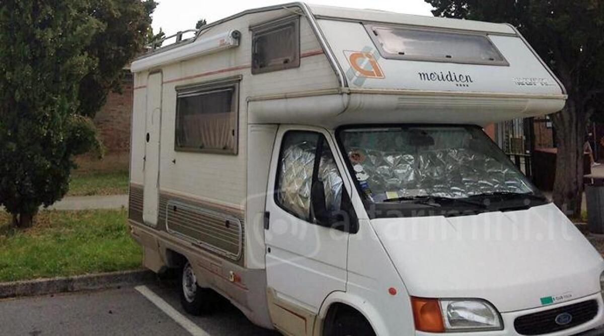 Malato e costretto a vivere in un camper, un imprenditore misanese chiede aiuto al Comune - 