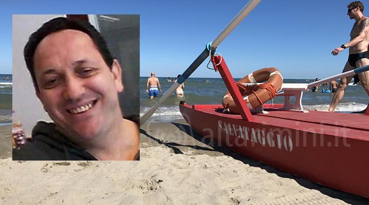 Rimini: muore sulla spiaggia bagnino di salvataggio, colto da malore -