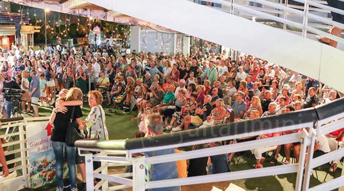 I Giardini dell'Alba di Riccione tornano a fiorire grazie al mercatino di venti hobbisti - 