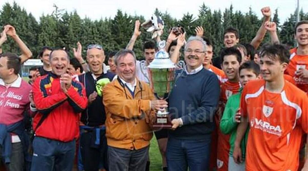 Addio a Giuseppe &quot;Luciano&quot; Signorini, figura storica del Vis Misano. Sabato i funerali allo stadio - 