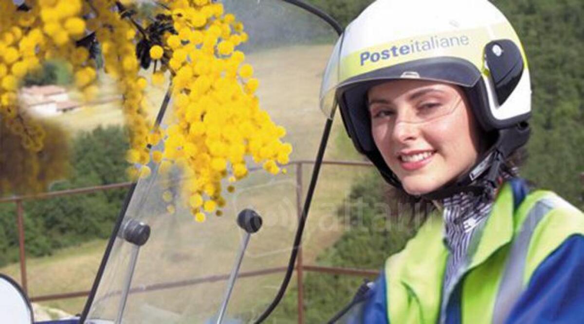 Poste italiane dalla parte delle donne riminesi: la presenza femminile &egrave; del 58 per cento - 