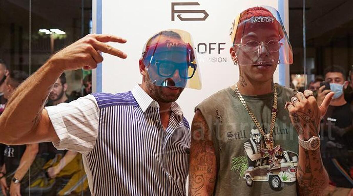 A Riccione nasce Face off, la visiera anti Covid glam con filtro solare -