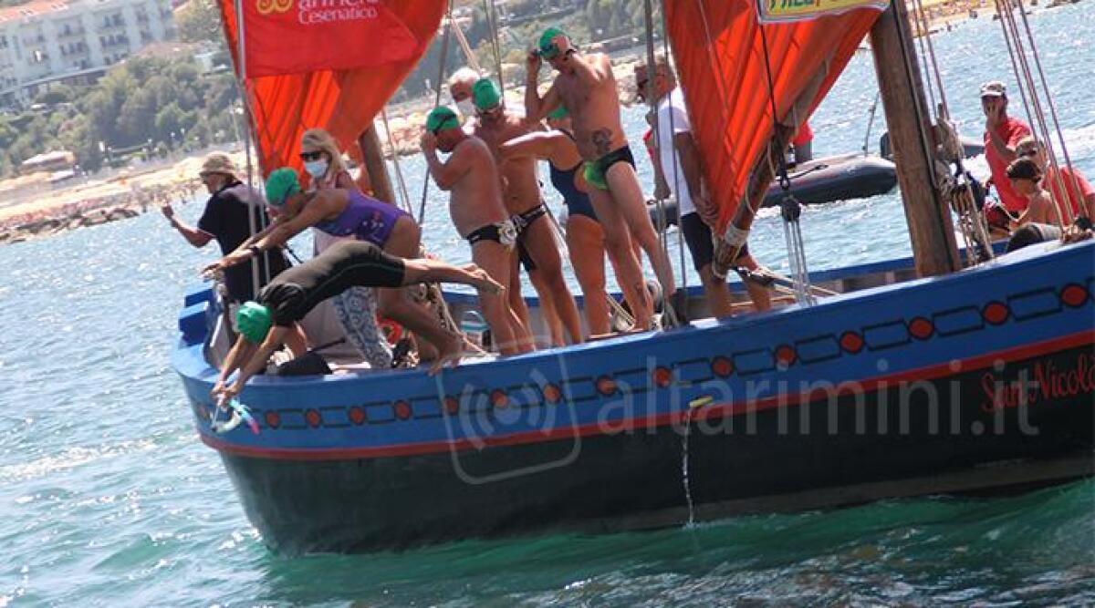 Sette km a nuovo: meta la spiaggia di Fiorenzuola per sensibilizzare contro la plastica in mare -