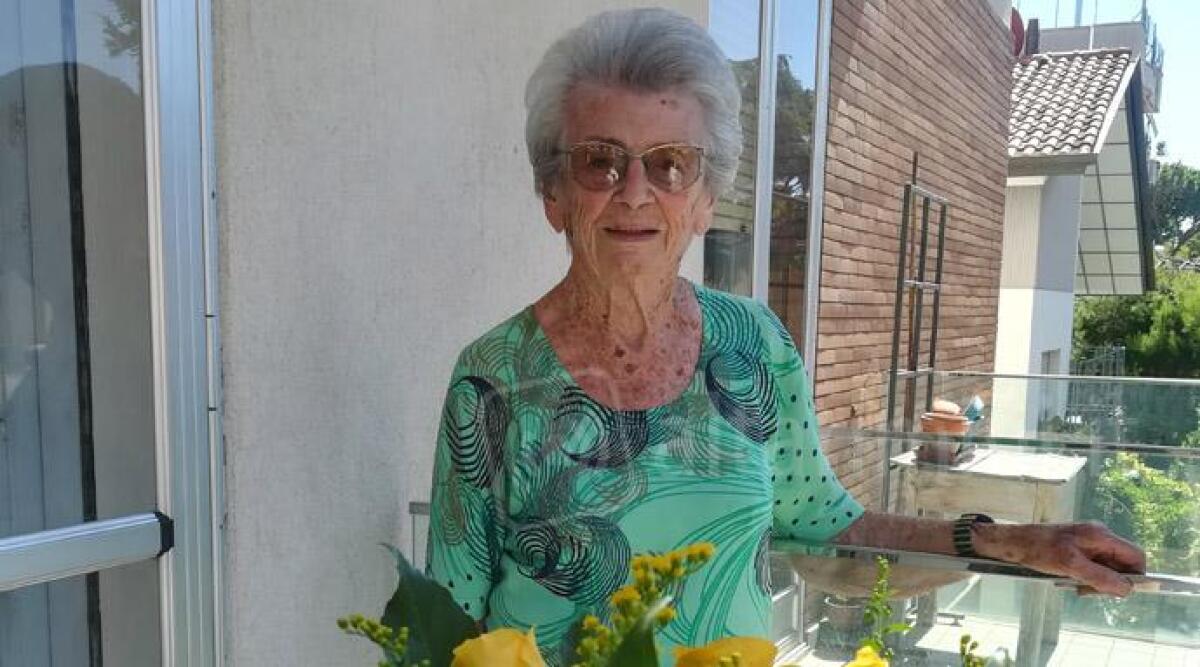 Storica maestra di Rimini compie 100 anni: auguri Elena Paganelli -