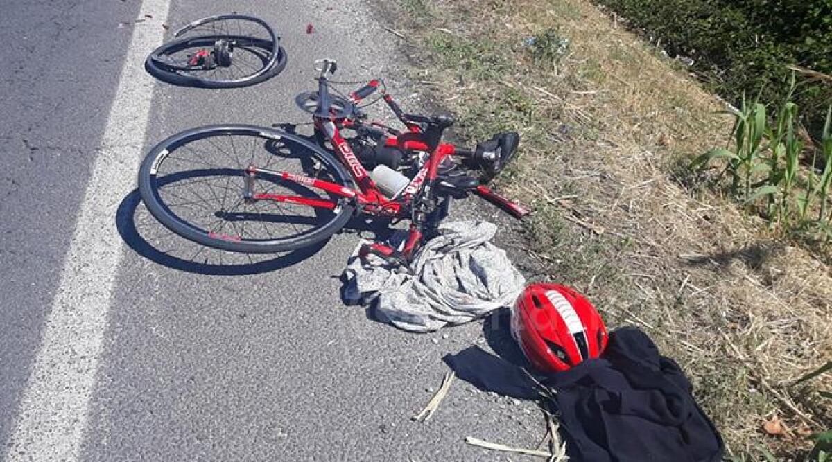 Ciclista investito da un'auto sulla Tolemaide, è gravissimo al "Bufalini" -