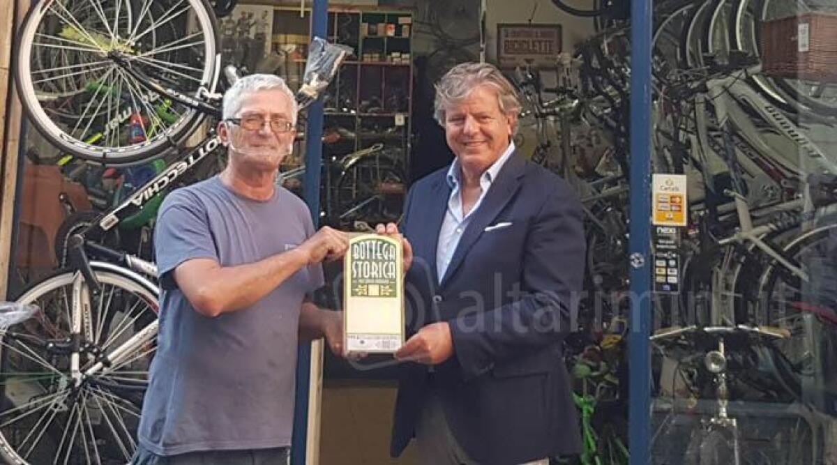 Nuova bottega storica a Rimini: il negozio In Bici di via Bertola -