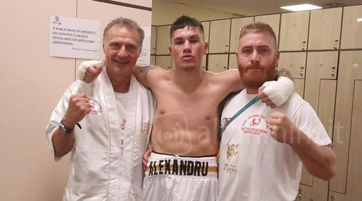 Pugilato: vittoria all'esordio da professionista per Alex Ciupitu della Tijger Gym di Rimini - 