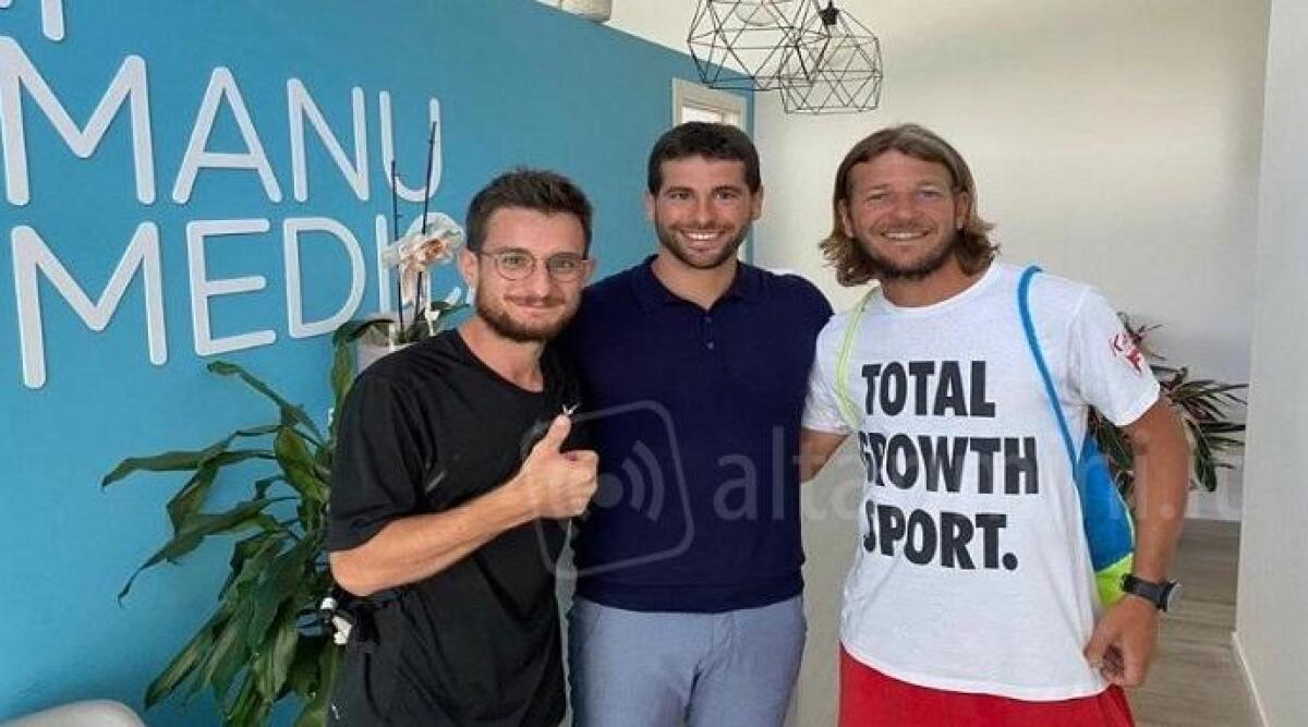 "Rimini-Pennabilli" 65 km a piedi e in bici, l'amichevole sfida di due atleti -