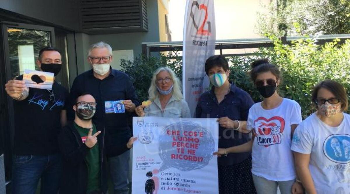 L’arte e il collezionismo come strumento di inclusione e autonomia: al Convegno Filatelico, i ragazzi del Centro21 -