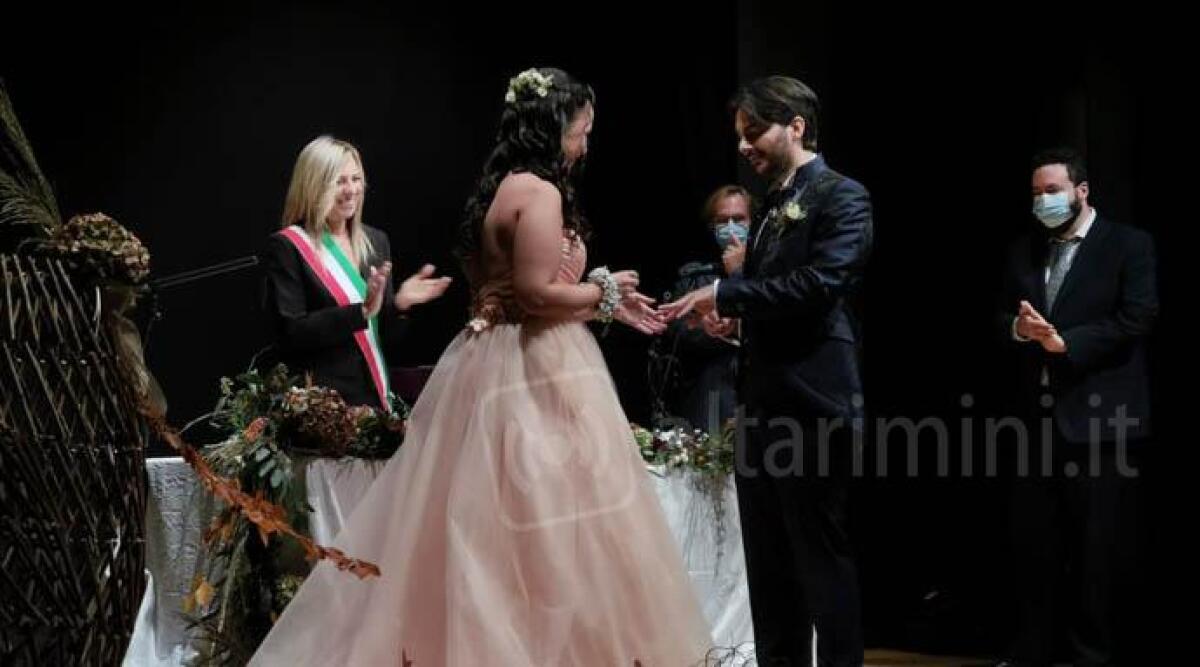 Coriano: il teatro CorTe diventa location per i matrimoni -