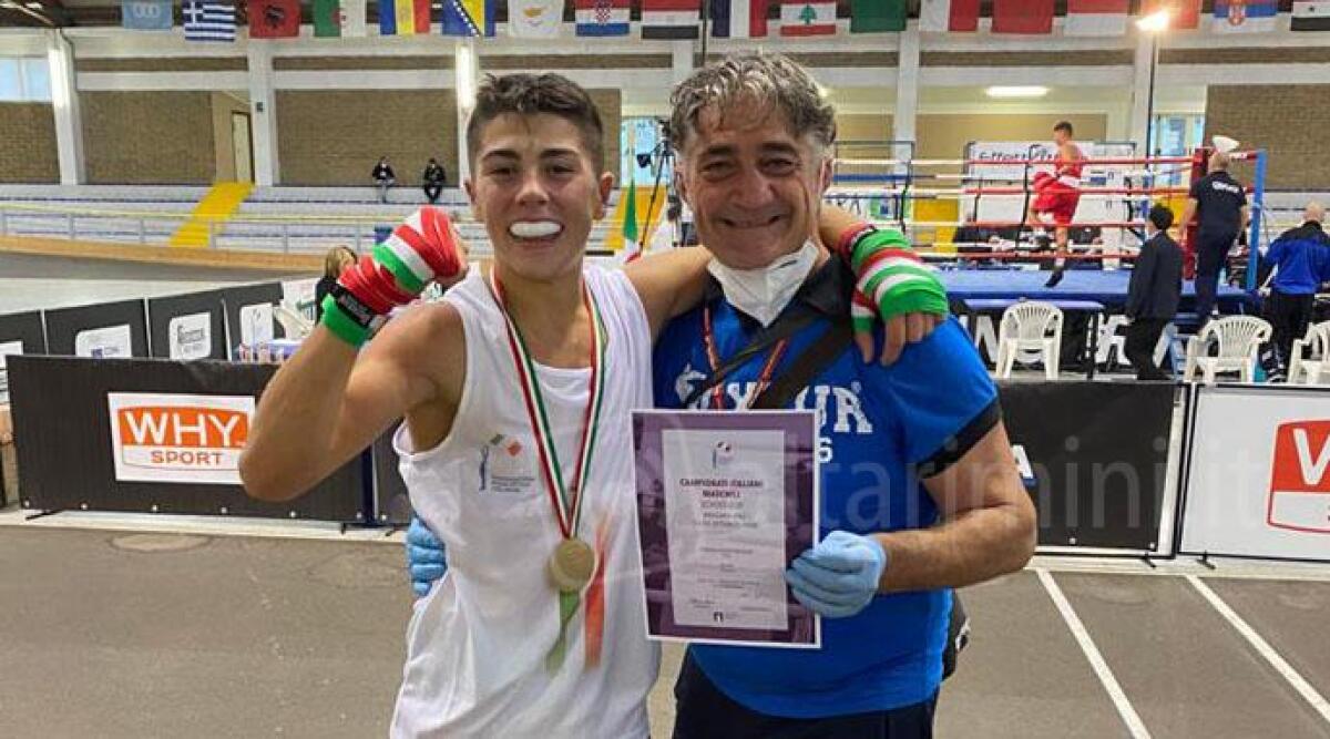 Il giovane boxeur Cristian Harpula campione italiano Schoolboy 60 kg - 