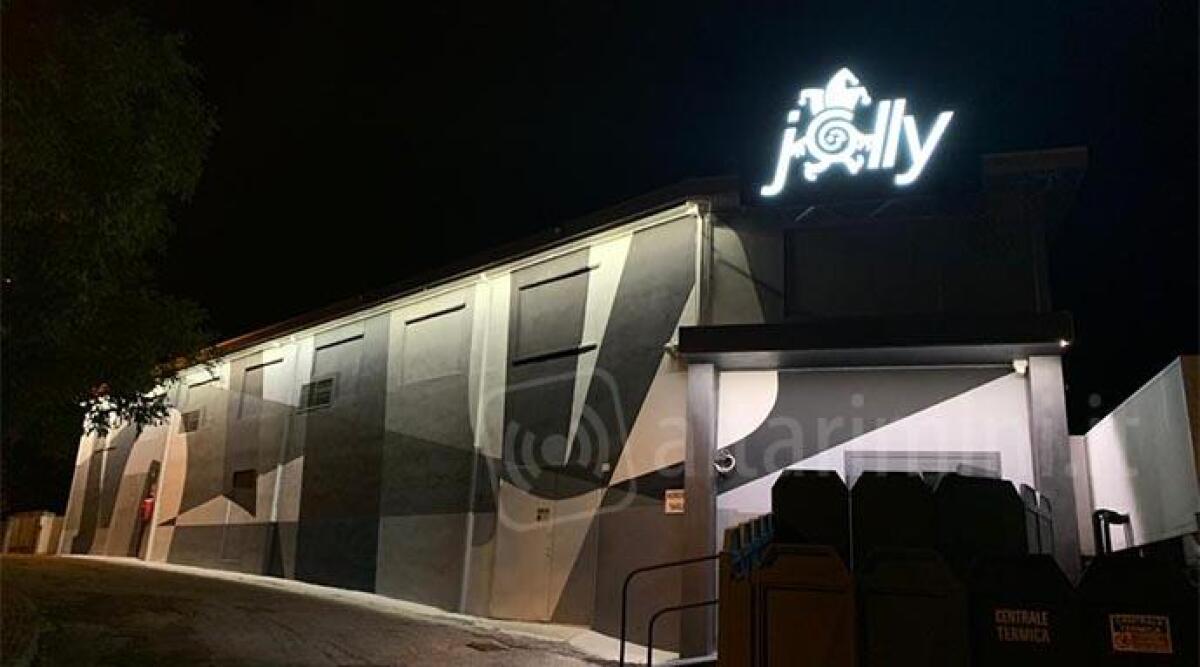 Novafeltria, luci spente al Jolly Disco. &quot;Nessun aiuto, discoteche dimenticate dallo stato&quot; - 