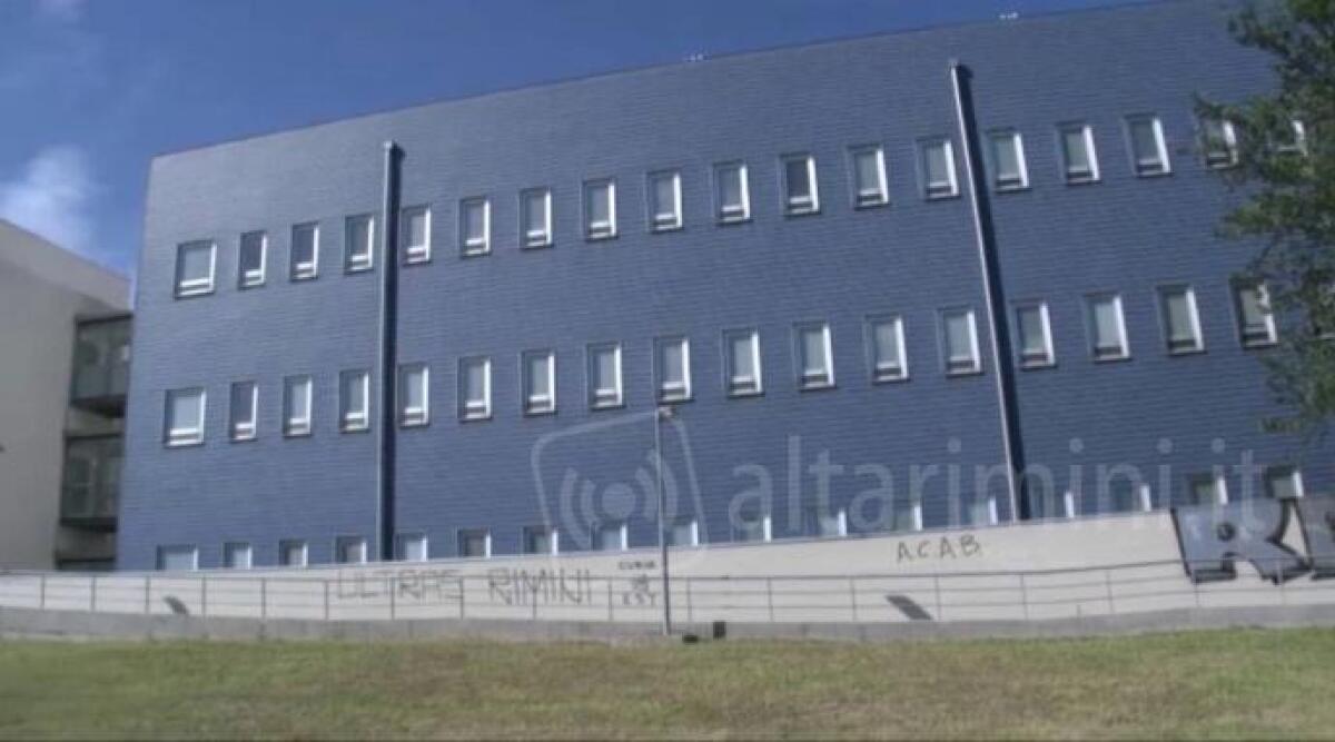 Rimini, gli uffici comunali restano nelle loro sedi. Bocciato trasferimento in via Bassi - Area Ugo Bassi