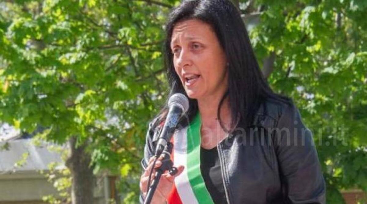 Sindaco Riccione: "Basta tentennare: se serve, chiudere. Ma pianificare subito per Natale" -