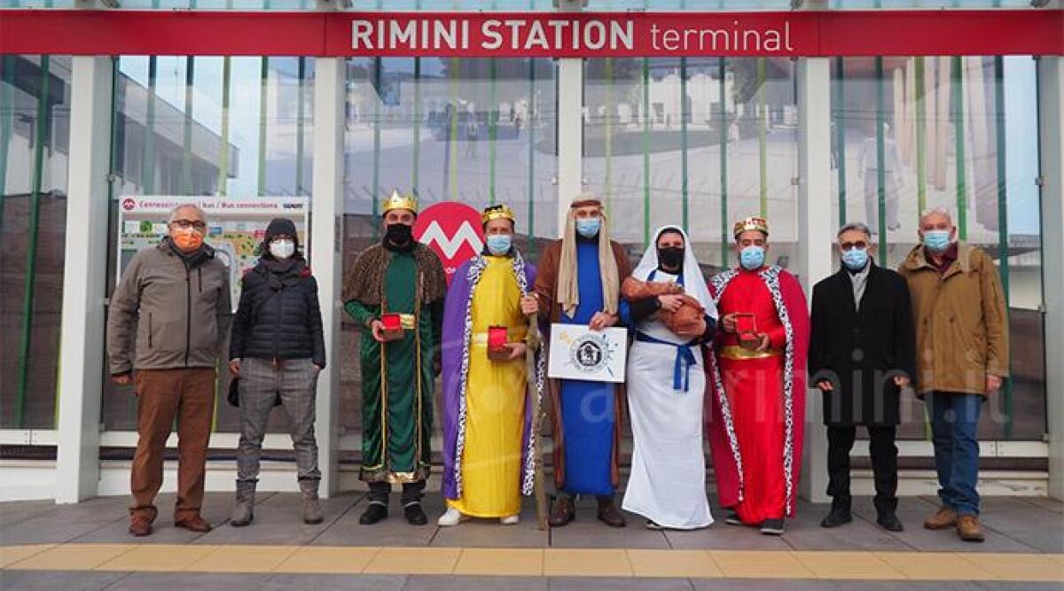 Presepe vivente itinerante sui mezzi del Metromare: la bella iniziativa - 