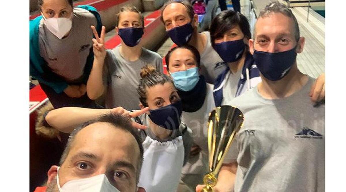 Nuoto, la San Marino master si piazza terza dietro alla Polisportiva Riccione - 