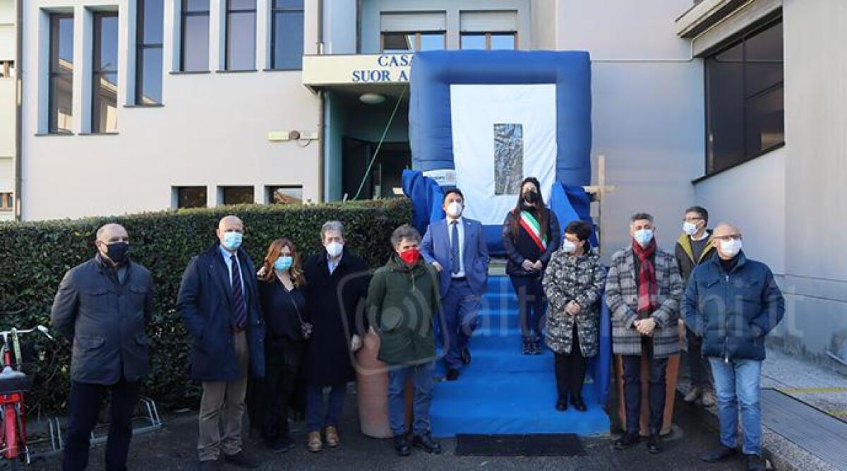 Stanza degli abbracci a Santarcangelo: da oggi la residenza "Suor Angela Molari" è Covid free -