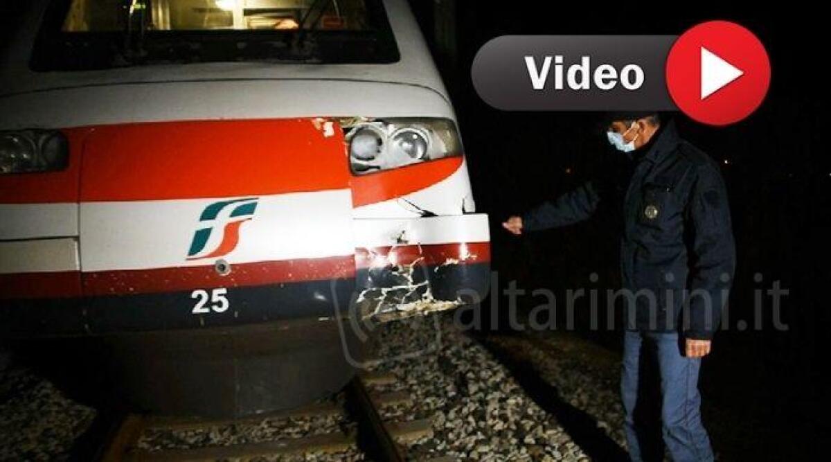VIDEO Rimini, donna di 41 anni muore investita da un treno -