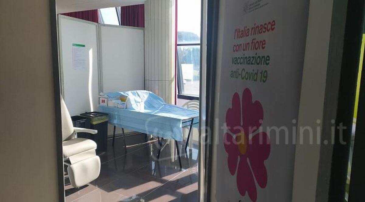 Vaccini, a Bellaria trasporto gratuito per gli anziani e disabili - 