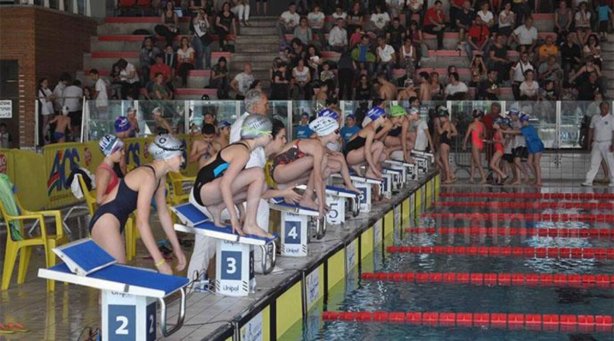 Riccione, tornano i campionati di nuoto Aics: 40 societ&agrave; si sfidano in 400 gare - 
