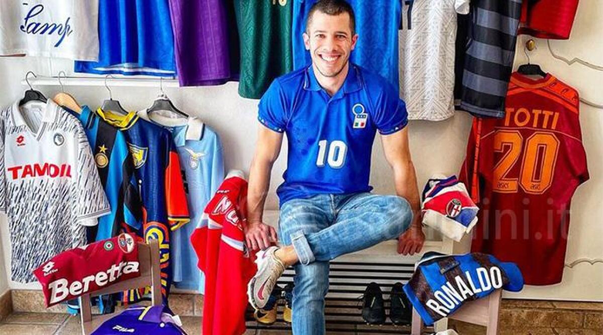 Filippo Del Prete, il grande collezionista di maglie da calcio: "Al via un importante progetto" - 