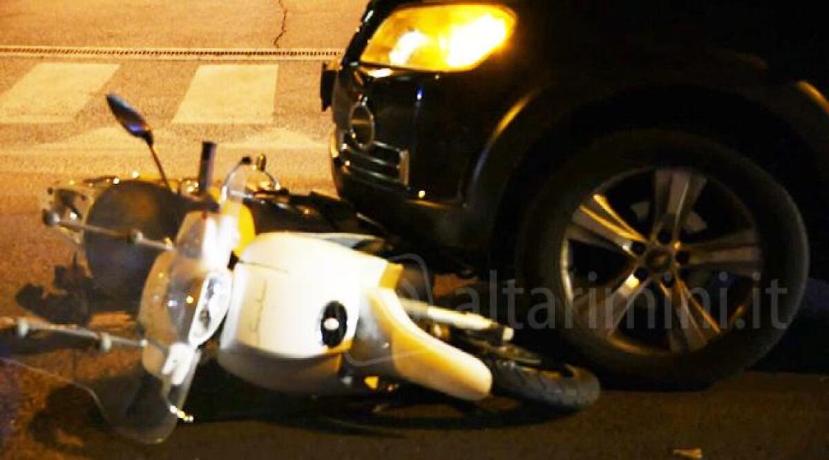 Incidente in scooter, tutti tifano Debora. Il fratello: "Tira fuori tutta la tua tigna" - 
