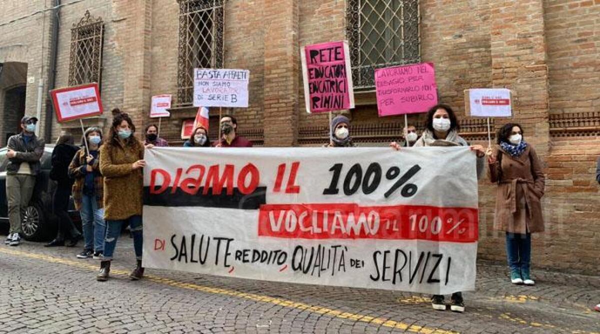 Redditi bassi e lavoro precario, educatori delle scuole in protesta -