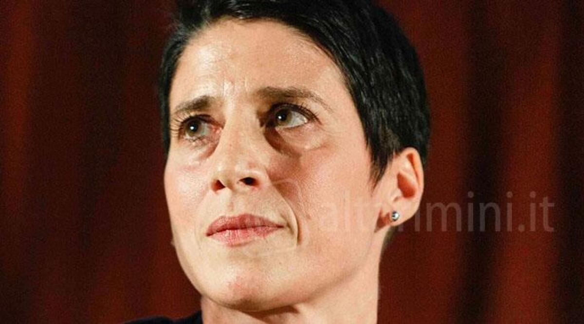 Giorgia Serughetti presenta il suo libro "Uomini che pagano le donne" in dialogo con Thomas Casadei -