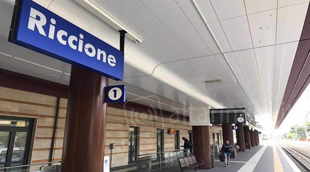 In vacanza a Riccione con il treno: biglietto gratis e ingresso riservato agli eventi - 