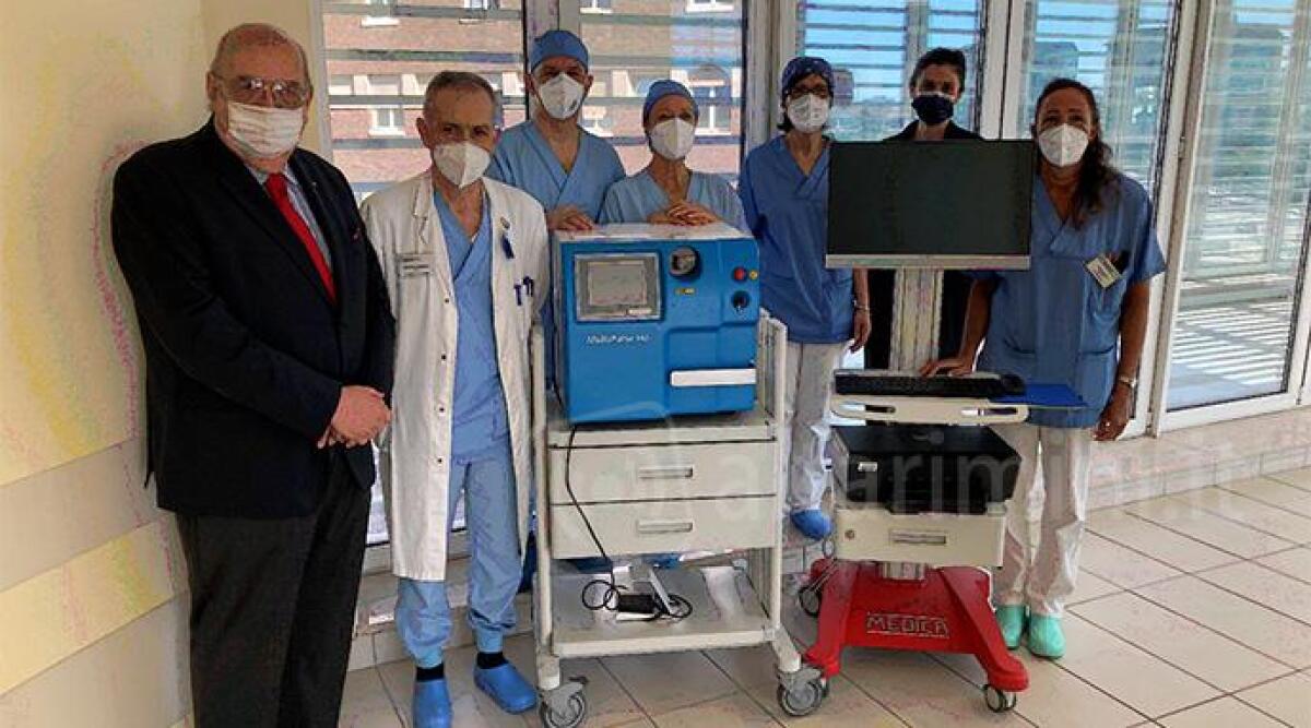 Urologia: diagnosticare e polverizzare i calcoli renali, RivieraBanca dona due nuovi macchiari -