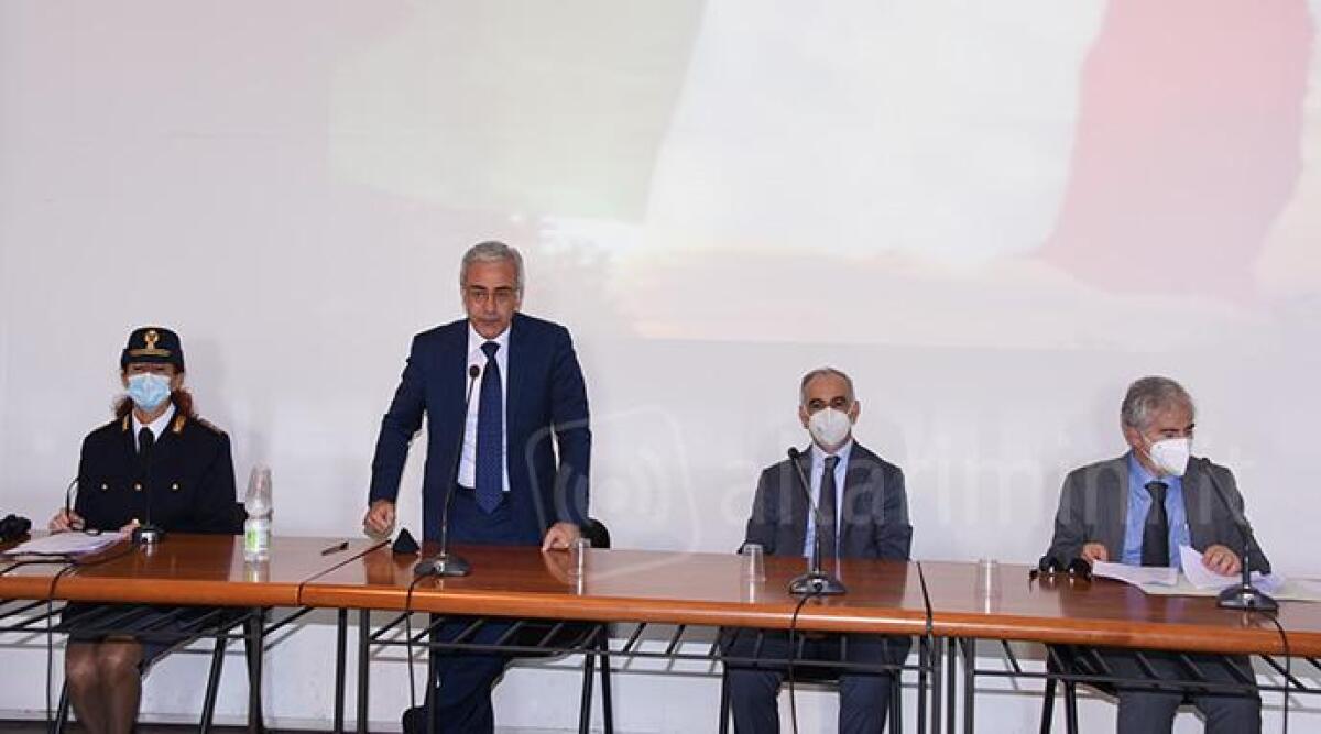 A Rimini, riconoscimenti al personale della Polizia di Stato. Ecco i premiati - 