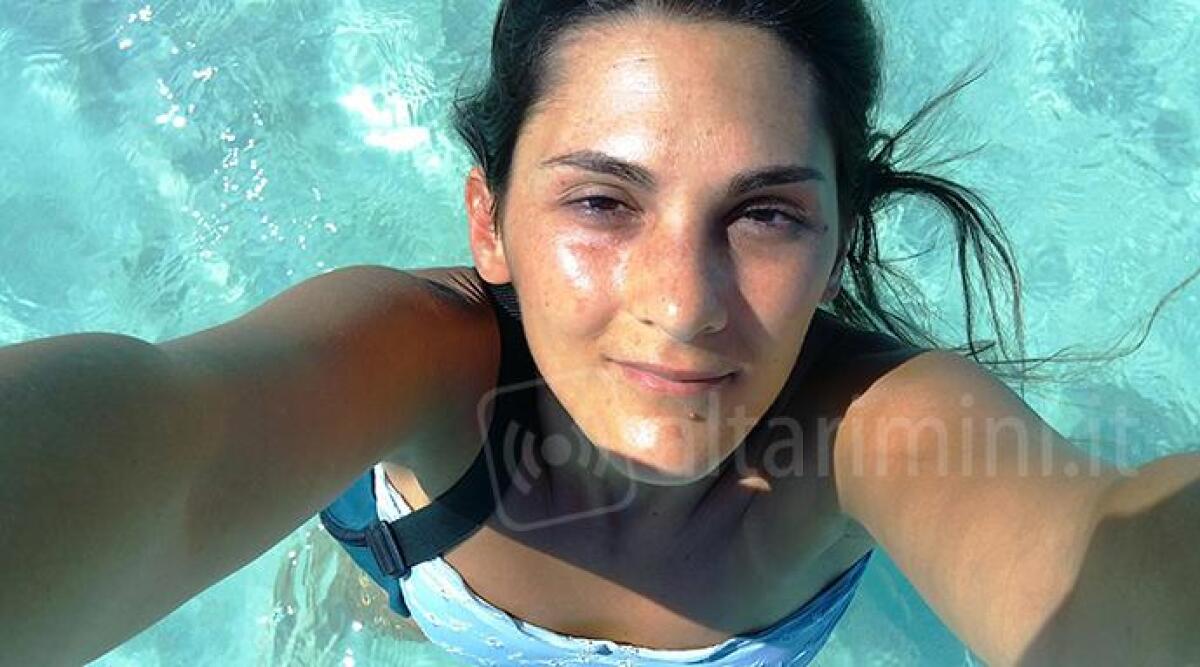 Grave lutto a Novafeltria, muore giovane istruttrice di nuoto. Comunità sconvolta -