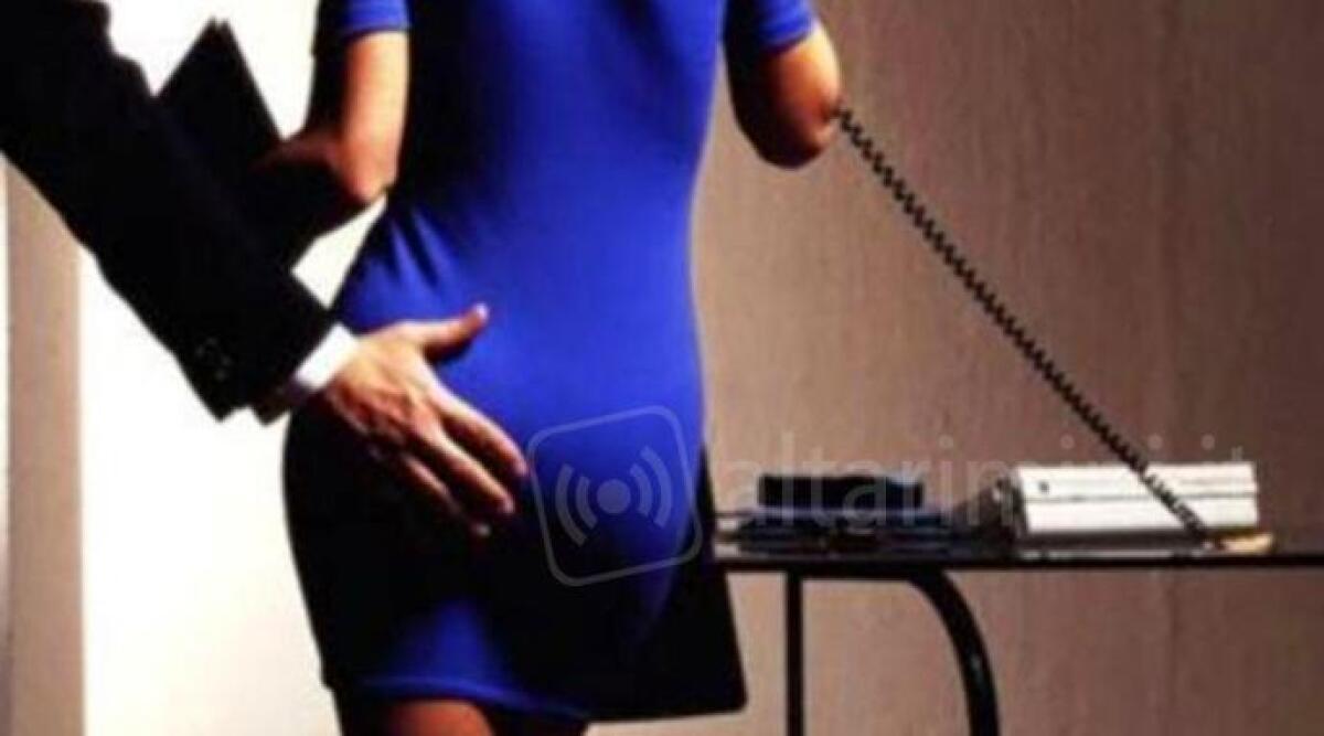 Rimini, a processo per violenza sessuale e lesioni. L&rsquo;incubo di tre commesse ventenni - 