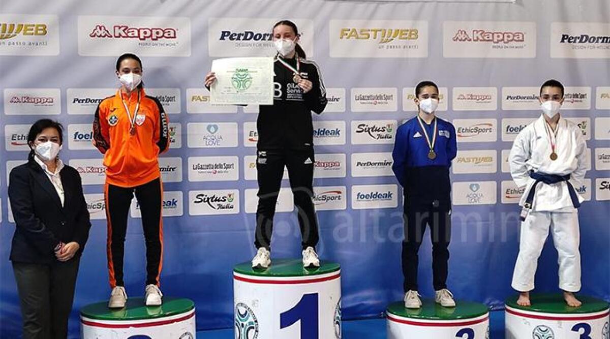 Doppio bronzo ai Campionati d’Italia per il Centro Karate Riccione -