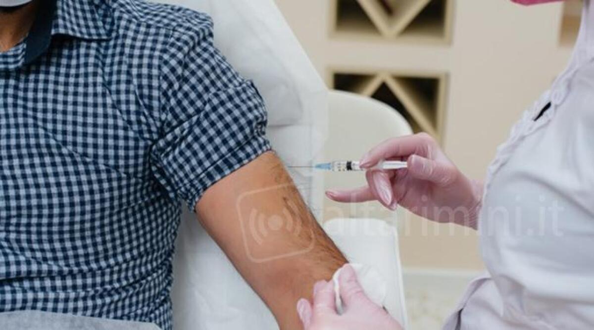 Coronavirus in regione: +700 nuovi casi e solo 257 senza sintomi. Vaccini, superati i 5 milioni - 