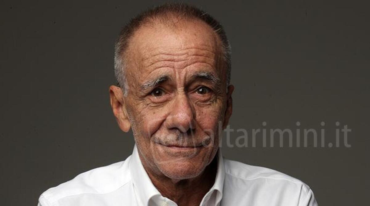 Festival del Mondo Antico di Rimini: "Sul ponte" con le parole di Roberto Vecchioni - 