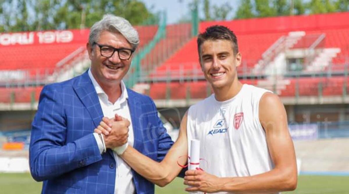 Calcio: Piva, il giovane centrocampista di Novafeltria tra le rivelazioni della Serie D - 