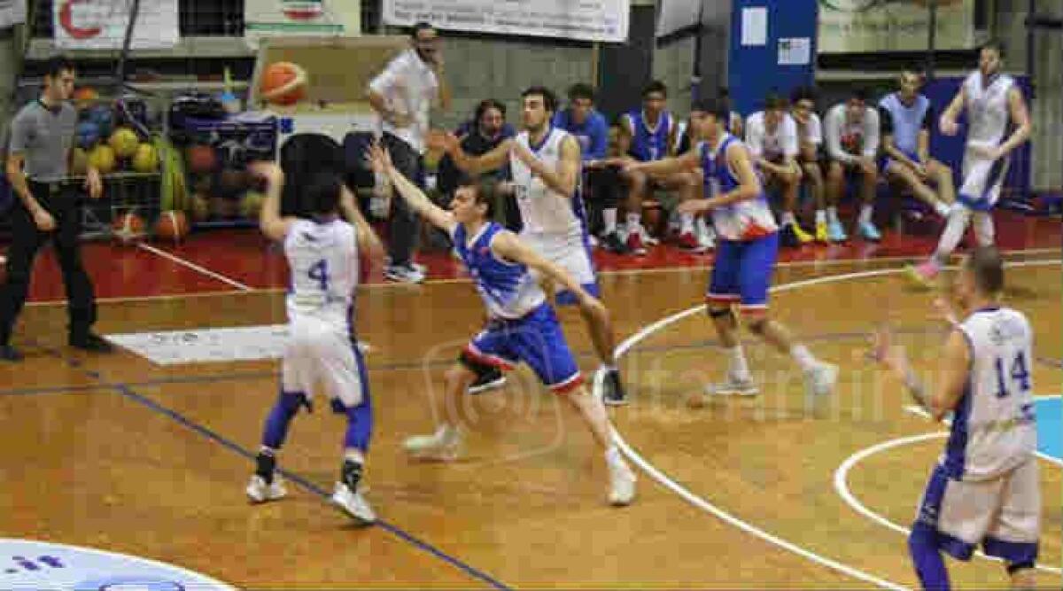 Basket B, Faenza tessera l'under Martino Ferrari: scuola Crabs ed ex Bellaria -