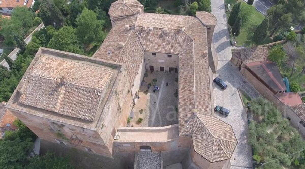 Francesca2021: tributo al quinto canto di Dante alla Rocca di Santarcangelo - 