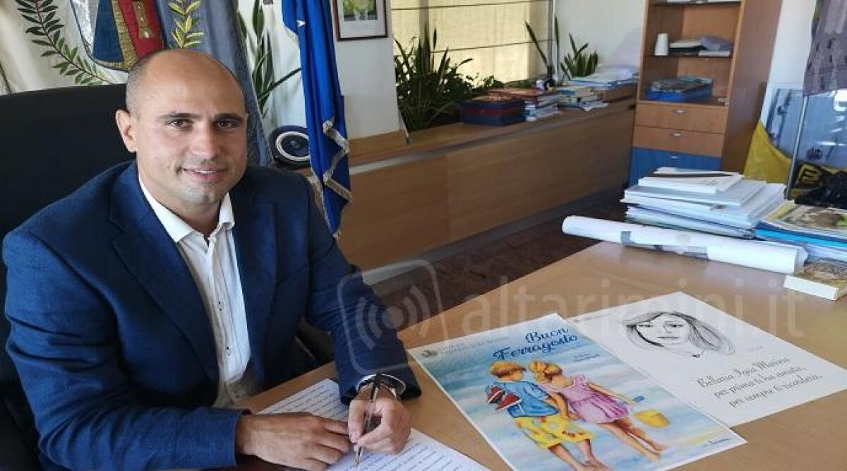 Il ferragosto di Bellaria &egrave; nel segno di Raffaella Carr&agrave; - 