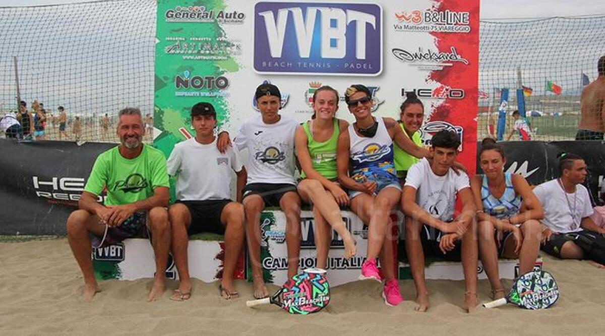 Beach tennis, il Pura Vida di Riccione fa incetta di medaglie a Viareggio - 