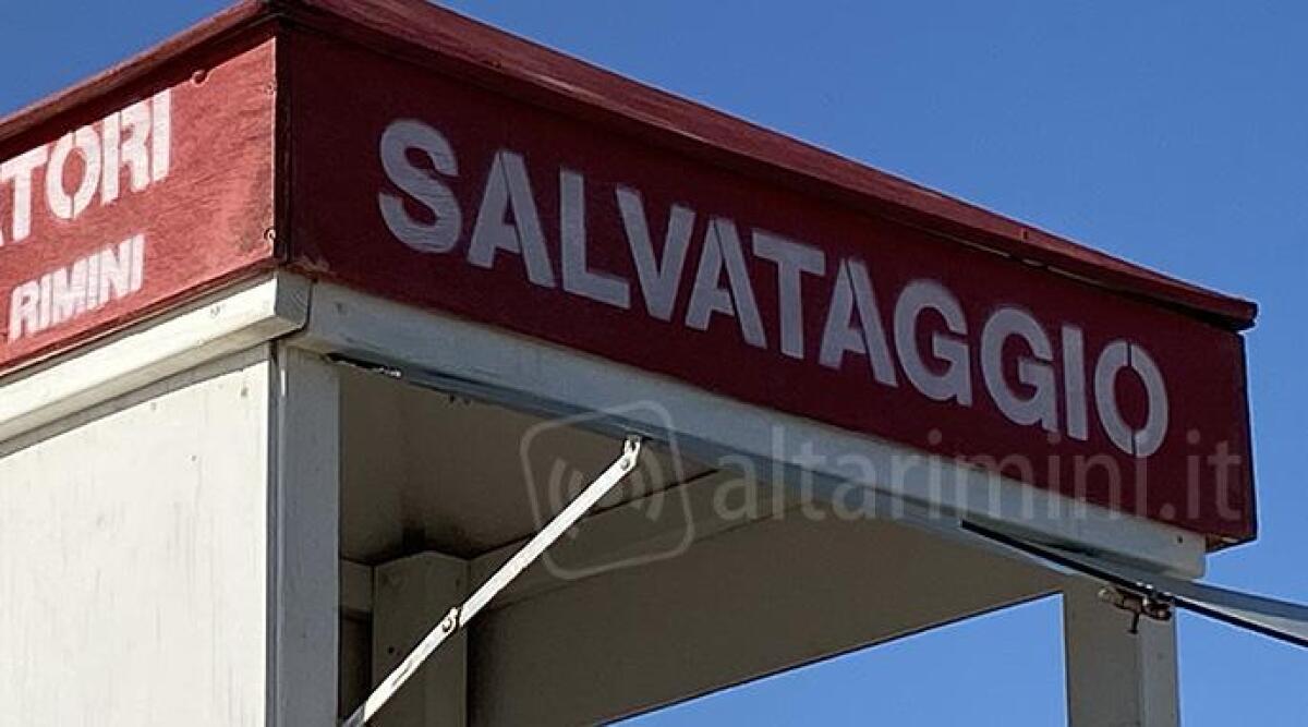 Riccione, bimba rischia di morire per ipotermia: salvata dal bagnino e una rianimatrice dell'ospedale - Foto di repertorio