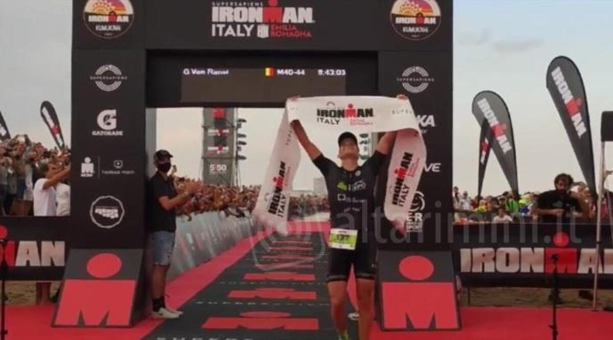Ironman Italy 2021: a Cervia il primo ‘uomo d’acciaio’ è il belga Gijs Van Ranst -