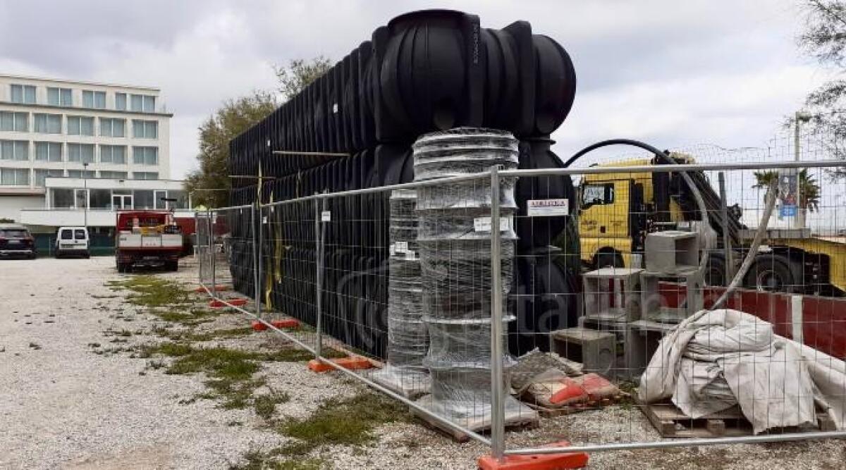 Riccione, lungomare Goethe, riparte il cantiere dopo la pausa estiva - 