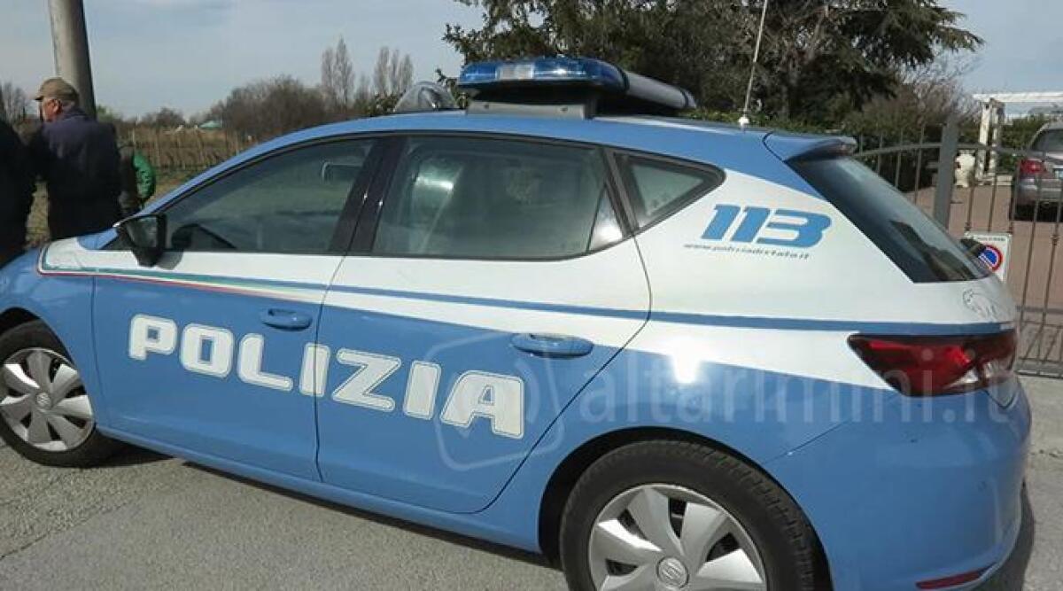 Arrestato spacciatore 18enne a Viserba, aveva marijuana e oltre 1300 euro in contanti - 