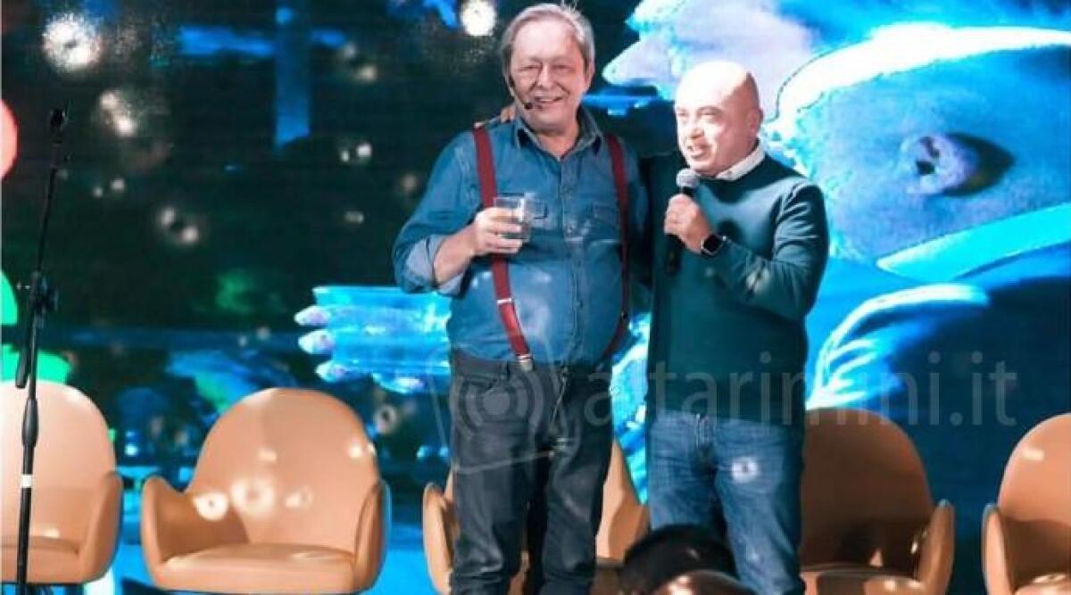 Buon cibo e risate con lo storico Costipanzo Show al Frontemare di Rimini - 