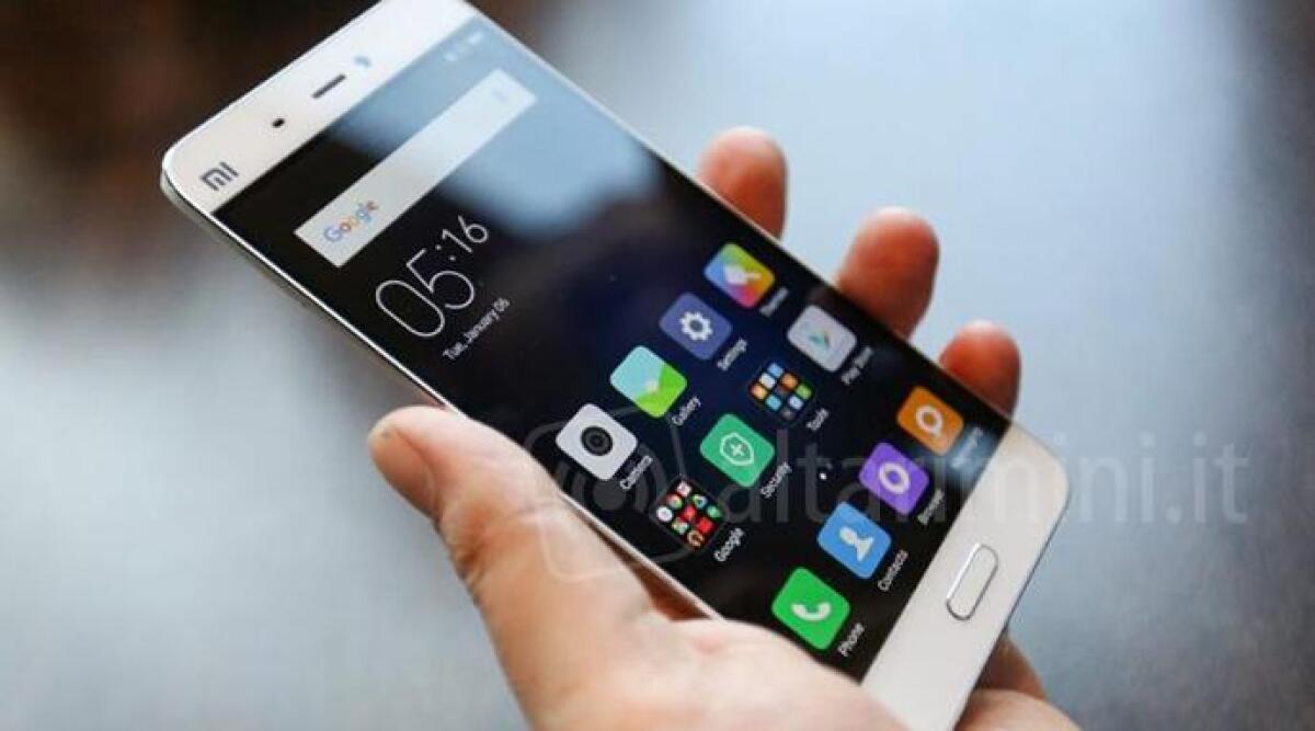 Rimini: ruba un cellulare, rintracciato tramite il Gps. La Polizia becca la ladra -