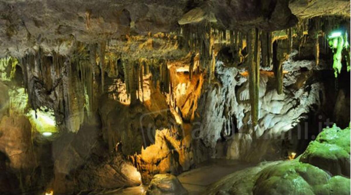 Le Grotte di Onferno e la Rocca di San Leo candidate a patrimonio Unesco - Grotte di Onferno 